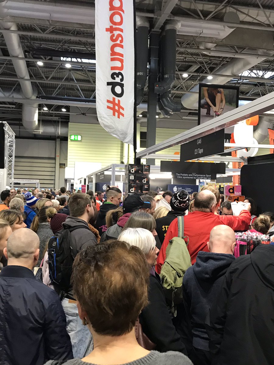 Absolutely rammed @nationalrunshow  a truly fantastic event. 👏🏻👍🏻#RunningToGetASeat #RunningShow