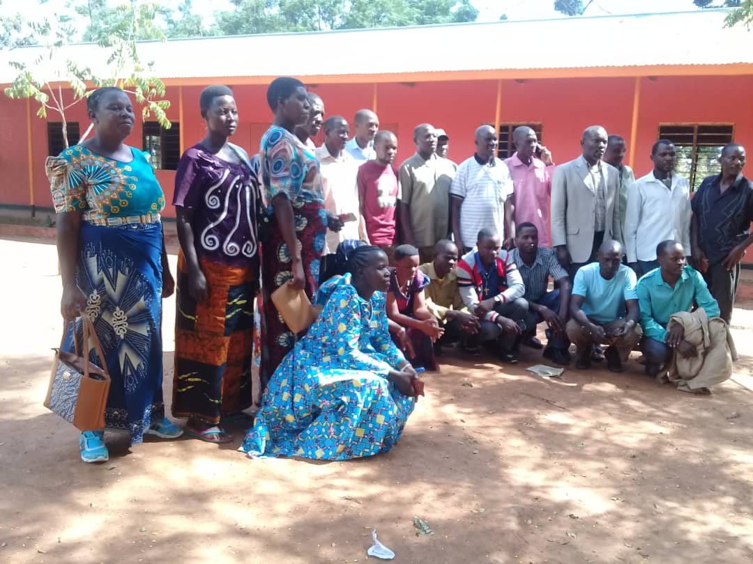 Lmbigule's tweet photo. MBODANET Tumekuwa na kikoa cha Waraghbishi wote tunaotekeleza Mradi wa Digitali Mbogwe. Kujadili changamoto na Mafanikio ya Jamii.kazi ni nzuri na yapo mabadiliko chanya ktk Maendeleo ya Jamii #ChukuaHatua @OxfamTz @MabalaMakengeza @TZMsemajiMkuu https://t.co/XGtxg7TQwa