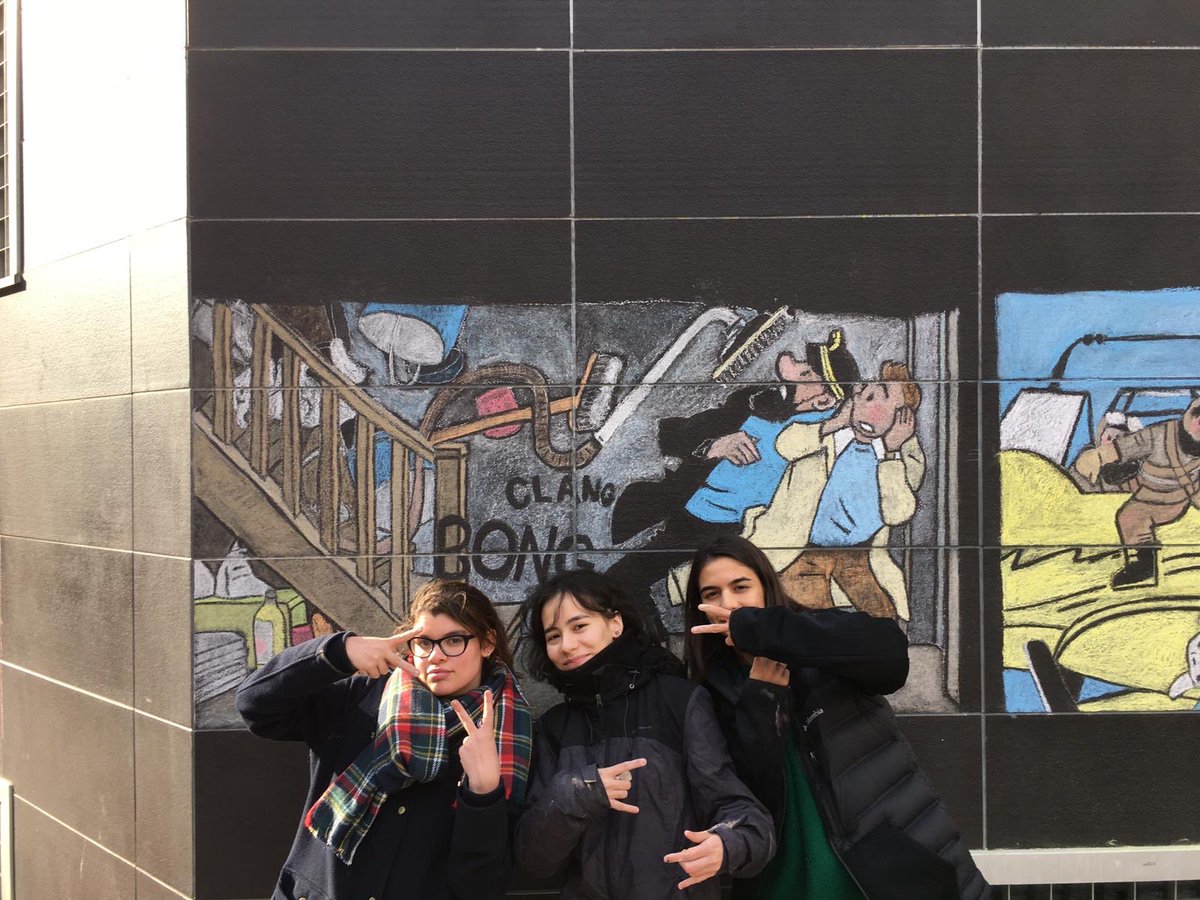 insmaragall's tweet photo. Els alumnes del #insmaragall del #batxilleratartistic a l’assignatura de #tecniquesgraficoplastiques del professor @peponn han realitzat aquest homenatge als 90 anys de #tintin #artefimer #herge #hergé #tintin90 #tintin90 #comic #art #urbanart #tintin #tintincomic https://t.co/GhmDKFfZcv