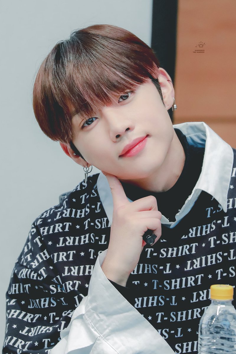 sunprince_kr's tweet photo. 너무 귀엽다 진짜🥺 https://t.co/88fkOJIAAK