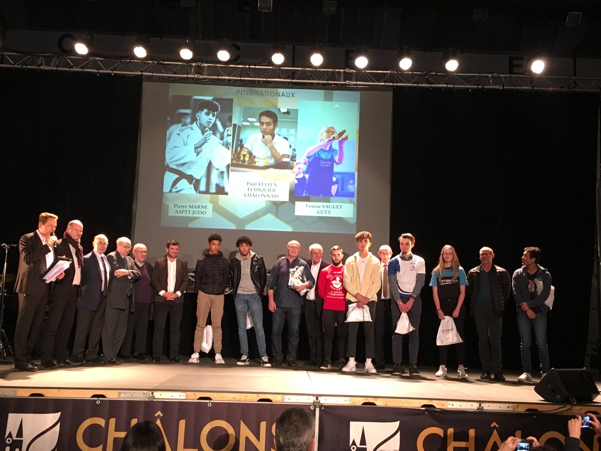 chalonstt51's tweet photo. Remise des récompenses lors du Gala des sports, Louise SAGUET et Maxime BERTHELOT à l’honneur.
@VilledeChalons @ChalonsTT @cd51_tt https://t.co/AFr58g1maE