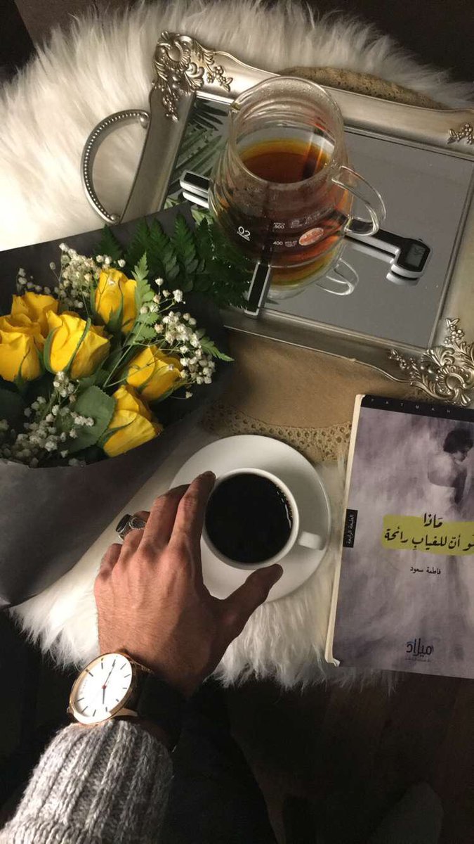 _m4nb_'s tweet photo. وفي غرفتي ضوء خافت وهدوء 🕊🌿 https://t.co/x3gtZ3R7EL