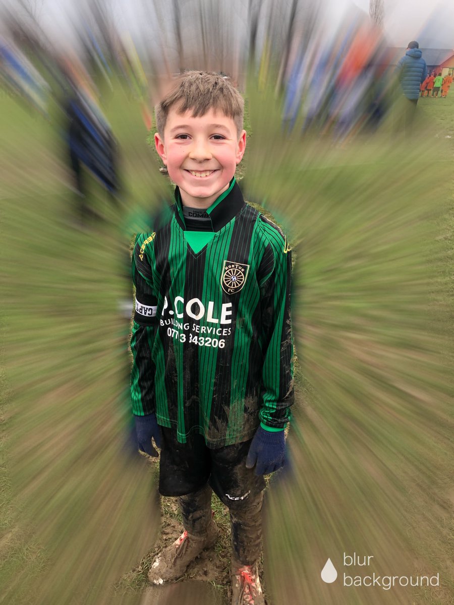 neilbradley82's tweet photo. So proud of this little superstar footballer and all his team mates this morning! βΊοΈπβ½οΈπ #snowyfootball #muddyfootball #freezingfootball #winningfootball #captain #scoredthewinninggoal πβ½οΈπ https://t.co/8qFZtkTCLl
