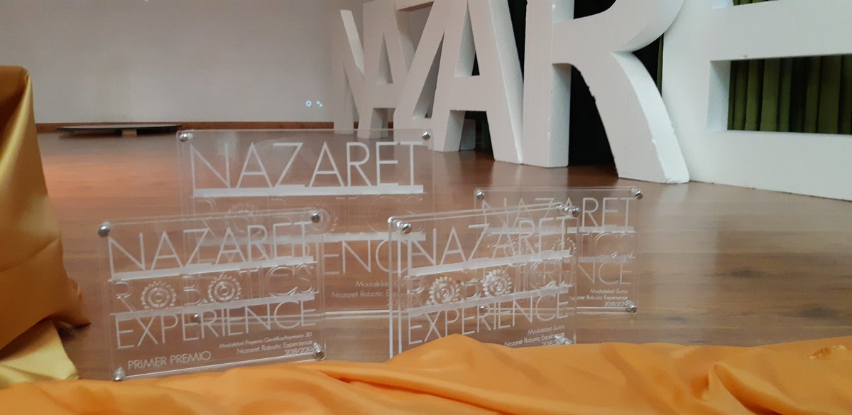 annavilaro's tweet photo. Una jornada cargada de emociones... que finaliza con sonrisas, recompensas y vivencias con sello propio #NazaretRoboticsExperience @nazaretoporto @coleinnovadores https://t.co/bXWylw8kjf