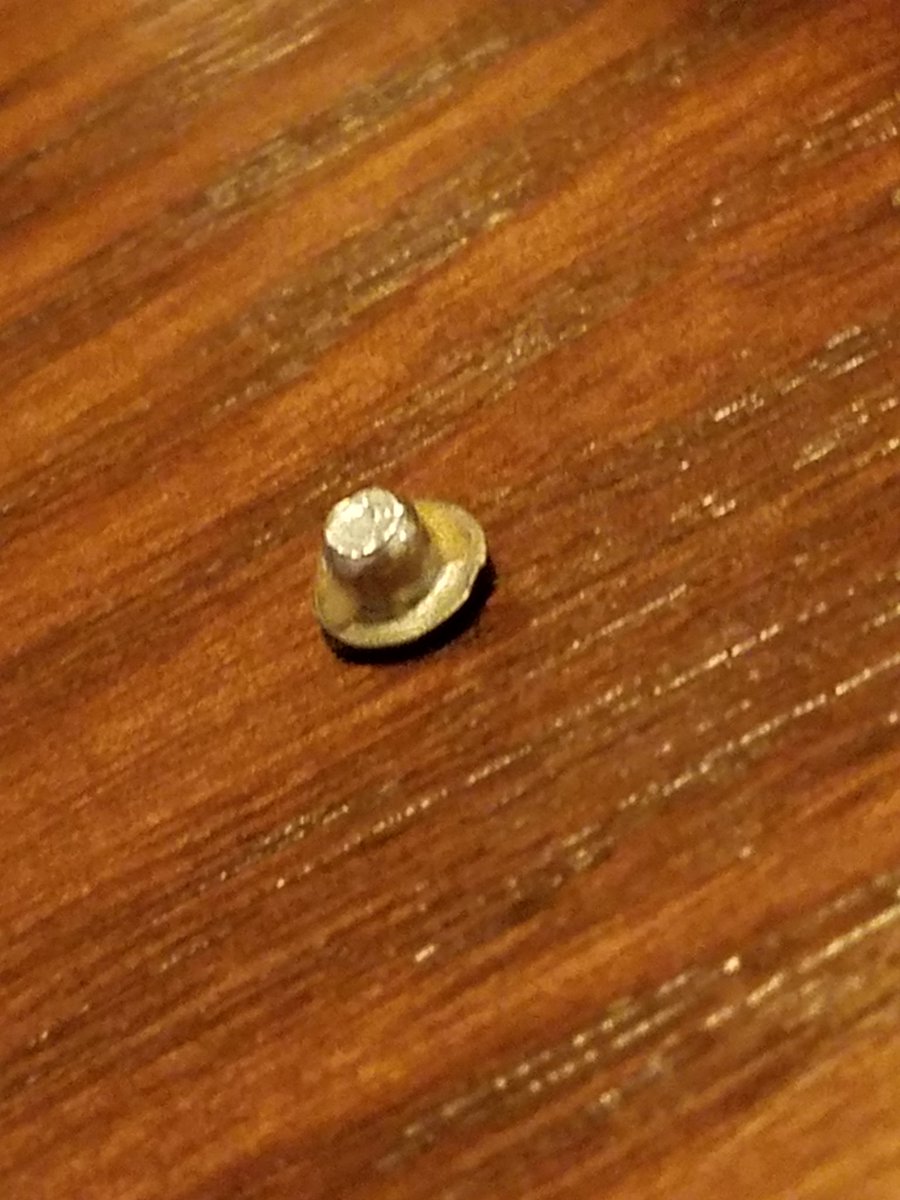 pwayerle's tweet photo. @Sabra  so I bit into a piece of a screw from your hummus. Maybe we could work out a deal and the hummus police won't have to hear about this.....you have 24 hours https://t.co/EvKoIM7II3