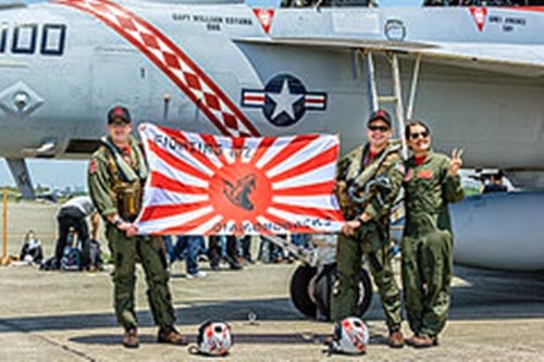 PunchKangaroo's tweet photo. We have had and will have no problem with the "#RisingSun" flag. You go Japan, Never give in to #RisingSunHunting of #KoreanHarassment!!😉

#NoProblemWithRisingSun #FreedomOfExpression #Murals https://t.co/qeLq2vR2QO