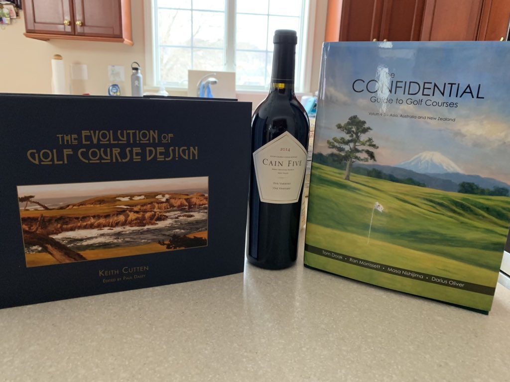 raynorfan's tweet image. Stoms a coming! Provisions set for a cold snowy evening.