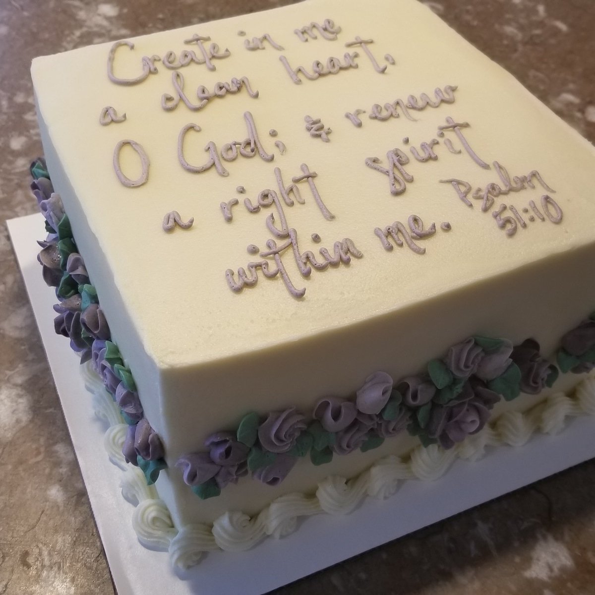 CakebusMN's tweet photo. Psalm 51:10 in lavendar for an 80th birthday. One layer of chocolate fudge cake and one layer of perfect white cake with rich, smooth raspberry curd filling.
#CAKEBUS #FlourChildCreations #bestcakeever #mnbakery #scratchbaking #eatme #eatmemn #topthat #raspberrycurd #psalm5110 https://t.co/auD5hjM3tH