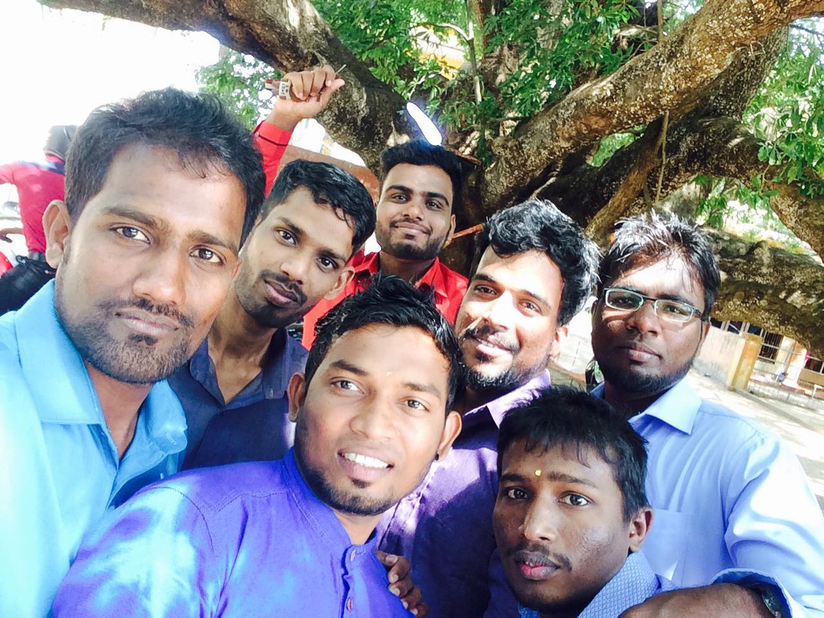 BrainyThana's tweet photo. Happy moment at Jaffna after long time with our buddies. https://t.co/UKIeP733LX