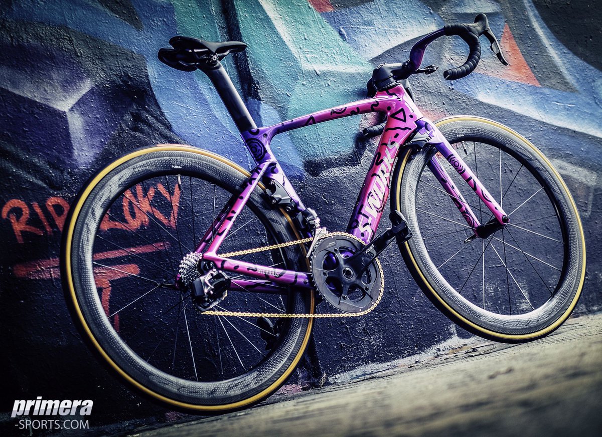 VeloUK's tweet photo. BikeP0RN: Two very special bikes rolled out of the Primera Sports shop on Friday, a Specialized S-Works ‘Peter Sagan’ Venge &amp; Specialized Vias, Venge - https://t.co/I0p6oKkEY2

#sexybikes #artonwheels #localbikeshops #specialbikebuilds #PrimeraSports https://t.co/EypzvBBiJd