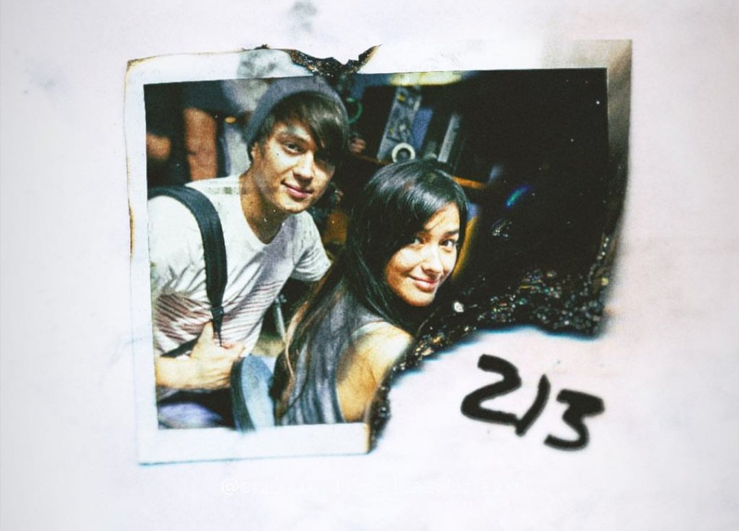 kimboinx's tweet photo. College romance choz #AloneTogetherPoster https://t.co/SDJJZrjks7