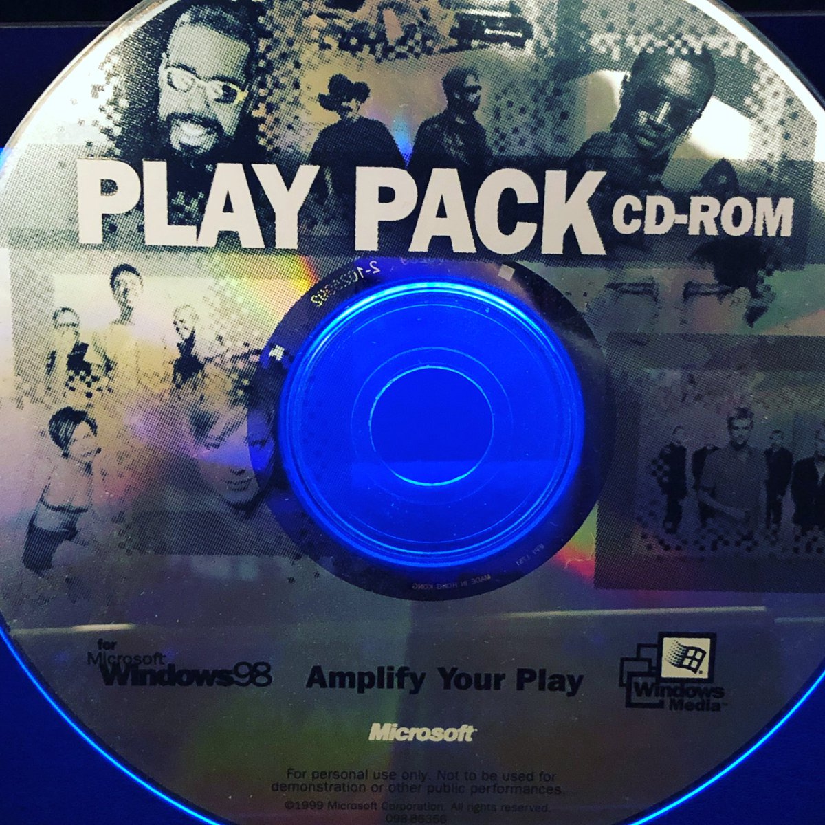 TechyRetro's tweet image. #playpack #windows98 #windowsmedia #cdrom #microsoft #amplifyyourplay