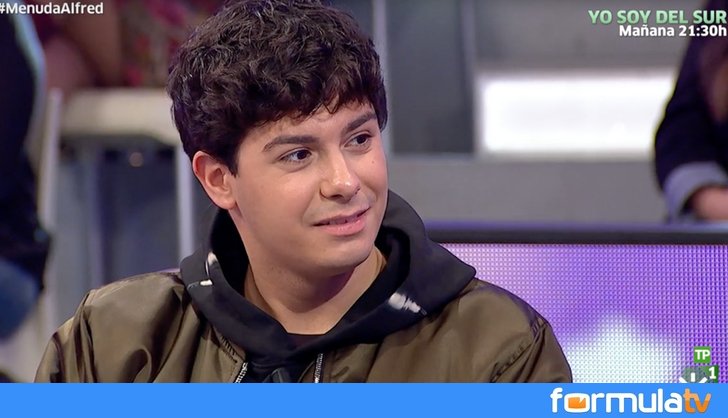 FormulaTV's tweet photo. .@alfredgarcia, sobre la fama en #MenudaAlfred: 'Si todo eso es lo que tengo que pasar, que pase 400 veces' https://t.co/ozqtIvJ36M https://t.co/pU4CWqkHUH