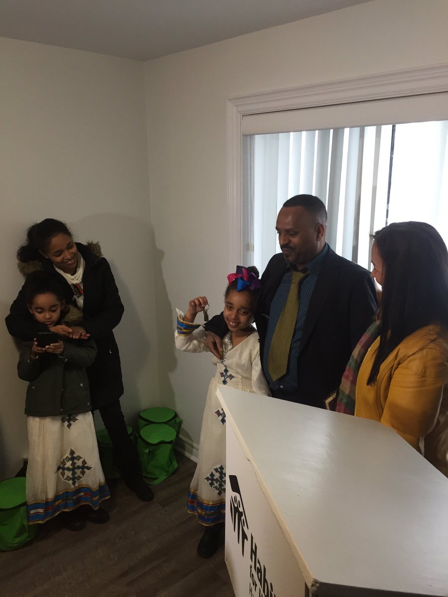 It’s official!! The Amnual’s are #HamOnt homeowners! We’re so thrilled to have partnered with such a wonderful family and to see their dreams realized today. #AffordableHousing #BuildChange