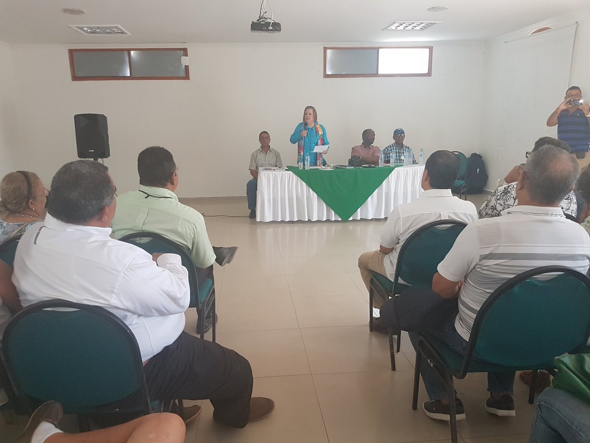 ClaraLopezObre's tweet photo. Debemos meditar, no reafirmar el guerrerismo. 
Por que la estrategia de infundir miedo, será profundizada para confundir las voces de la sensates #ForoCaribeNPC
#FelizSábado https://t.co/cgRrNtg86o