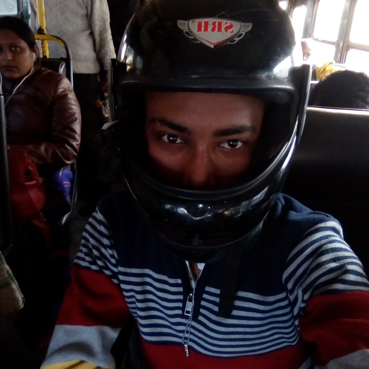 hrithikdas783's tweet image. 😯Dekh LA Tera bhai ka Dum.  Baki sub ha pani Kum #Haha #2MuchFun #Hrithikdas783 😀