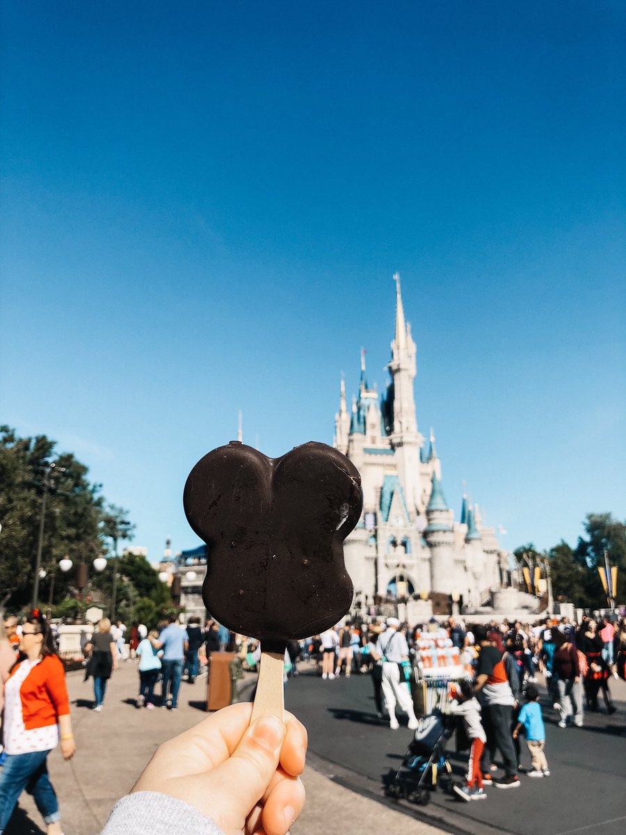 samhetterich's tweet image. 