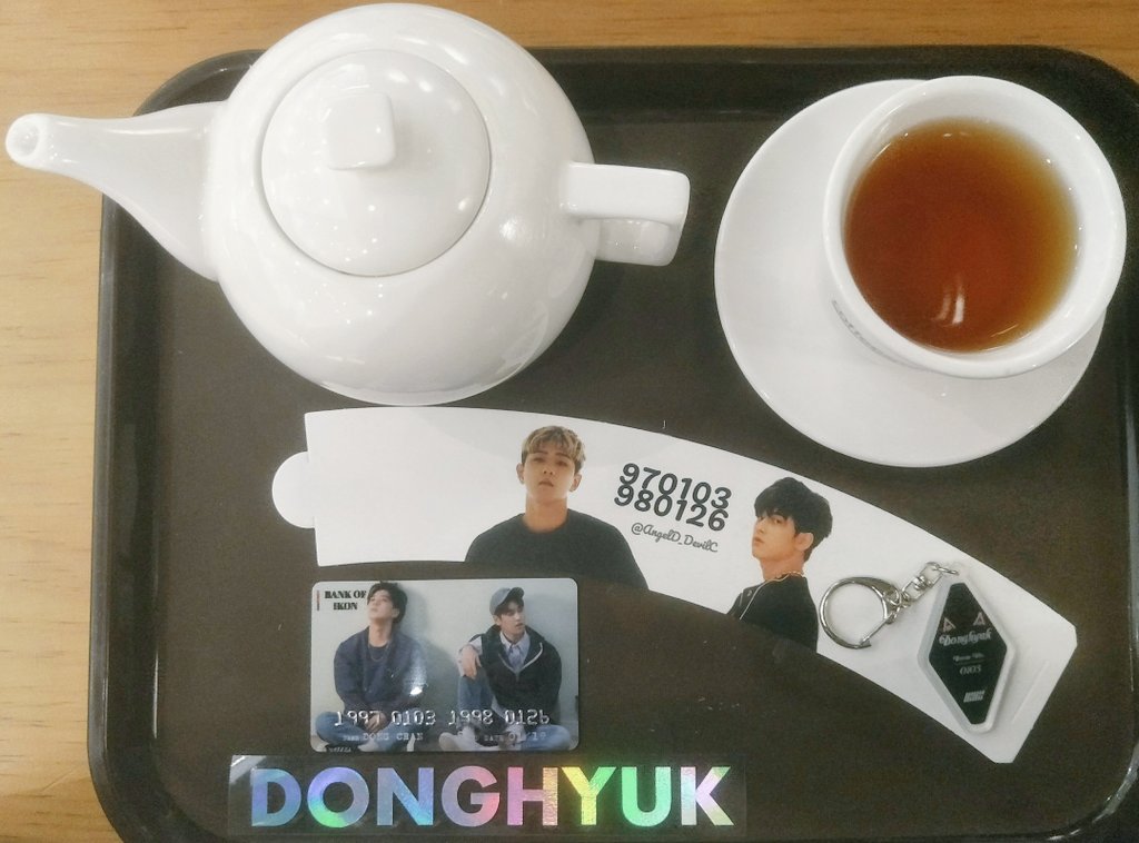 vmatokiv's tweet photo. thank you @AngelD_DevilC admins for this cute dongchan cafe event ❤ the fanpack is so cute I can't stop looking at it ㅋㅋㅋ
(and coffeesmith has stepped up their game, the fruit tea was good 🙌) https://t.co/J5ibBDX5Aj