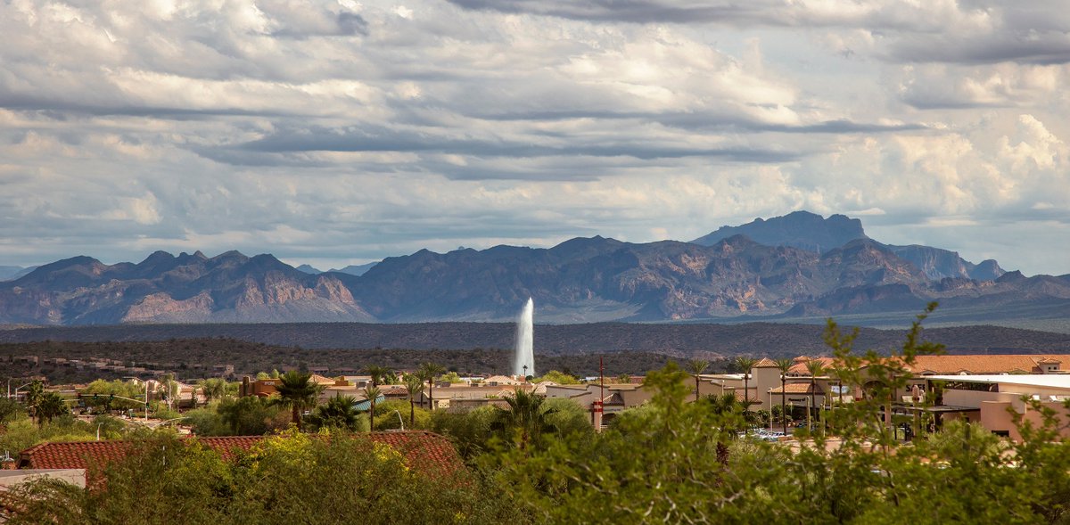JeffKwartler's tweet photo. Open Sunday 1-4pm 16026 Tumbleweed Drive. Offering stunning views from every door, window and patio. Jeff Kwartler - 480.510.7061  -  RE/MAX Prime. https://t.co/SWSjwrIsS8