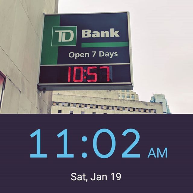 sarahcpr's tweet photo. Public Service Announcement: The @tdbank_us clock in Brooklyn Heights is 5 MINUTES SLOW #whyimlate #conspiracy https://t.co/i3wqjlyKk2 https://t.co/kEtcaNb9sf