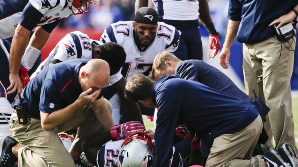 PatriotsNFLGM's tweet photo. Patriots unable to overcome key injuries at multiple positions, lose to division rival Dolphins for the second time this season. Our record falls to 4-5 and now in jeopardy of falling out of playoff contention. @NFLGMleague #KeepPounding #EverythingWeGot https://t.co/8oQfaIZd8X
