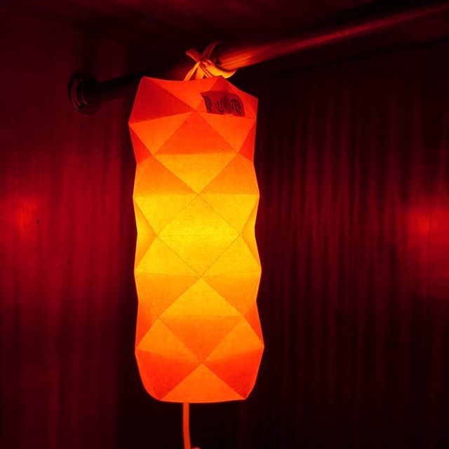 m3rosss's tweet photo. #origami #lamp #orange #light https://t.co/F39klf7qvQ https://t.co/JngK5ge33A