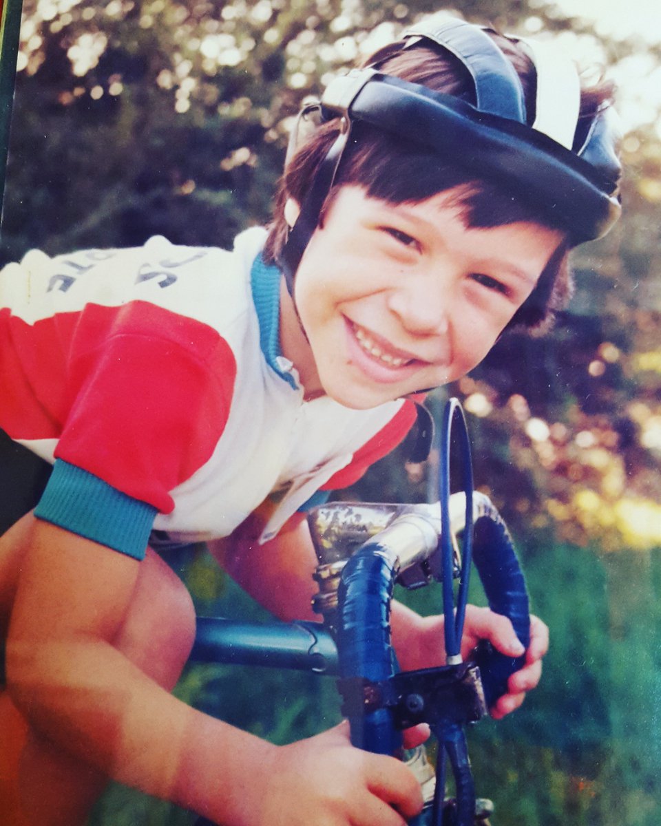 SebasPorto19's tweet photo. Que Foteli 😃😂 , a los 5 años en la Bici Siendo Campeón Argentino de Infantiles...! ✊🏁🏆
Empezaba un Sueño y a Donde Llegaría Después...! 🔝💯
Siempre Apilado y #Afondo Amigos...! 👆
#argentina🇦🇷
#bicicleta 🚵
#pasion 
#followme
#tbt
#keeppushing
#SP19 https://t.co/EhitBfg6OV