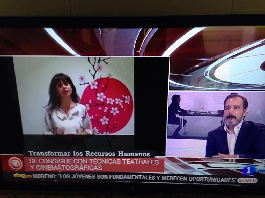 elenabaixauli's tweet image. El pasado día 17 de enero en el Programa Emprende de #2tv @maperezlaguna  explicaba su sueño por humanizar las empresas
Gracias por hacer que mi sueño sea realidad

#SPEAKER #INFLUENCER #ESCRITORA #FELICIDAD #SUEÑOS #MEDIACION #FELICIDAD #HACENFALTASOÑADORES #HUMANOSENLAOFICINA