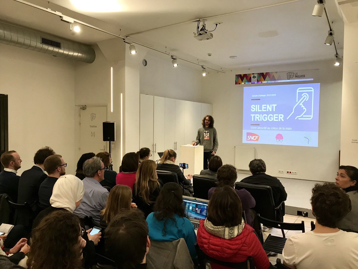 reboot_campus's tweet photo. Quatrième présentation avec le projet « Silent Trigger » : dispositif sonore d’alerte dans les gares @ChallengeSafe https://t.co/VGiKHOjEvX