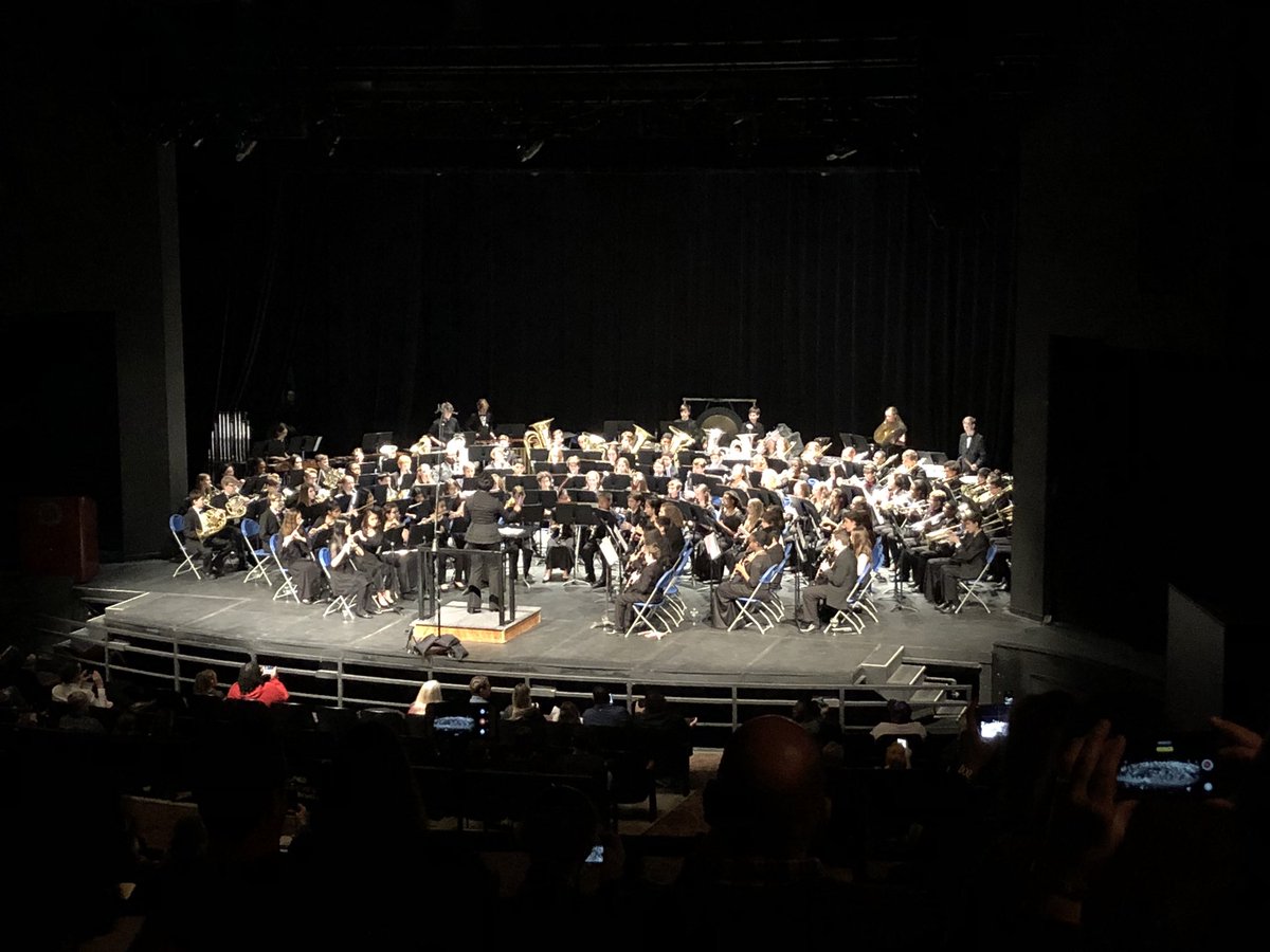 ArtsTcs's tweet photo. The #MTSBOA 7-8 All Mid-State Gold Band has taken the stage. Congrats to Braden, Emily, Rex, Bethany, Jackson, Chloe, Isaiah and Eli! @TCSPublic @johnccarver @PanthersEMS @WMS_BOBCATS @tullahomaband https://t.co/V50gCxwU9S