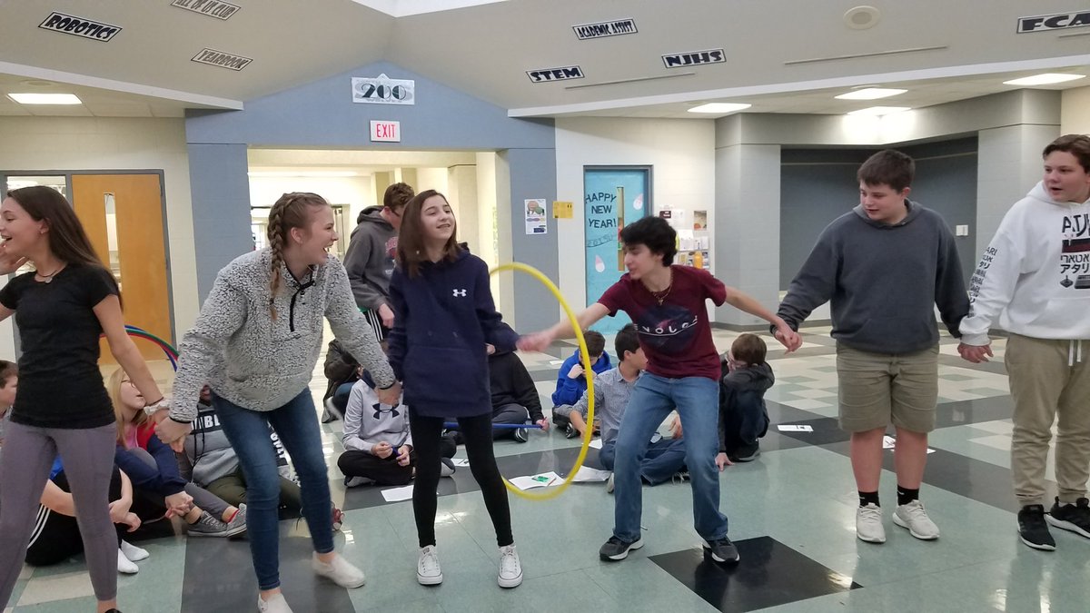 MrsCTeachesMath's tweet image. Thank you @mathequalslove for the scatterplot activity template.  Team building, data collection, predicting, and fun all in one activity!
#ITeachMath
#WSMSwolves