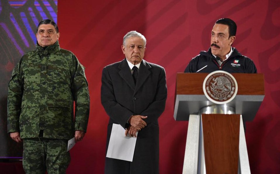 Milenio's tweet photo. Gobierno no actuará contra quienes “se ven obligados a cometer ilícitos”: #AMLO https://t.co/Lj1cxJs09i https://t.co/mIuiDZSikK