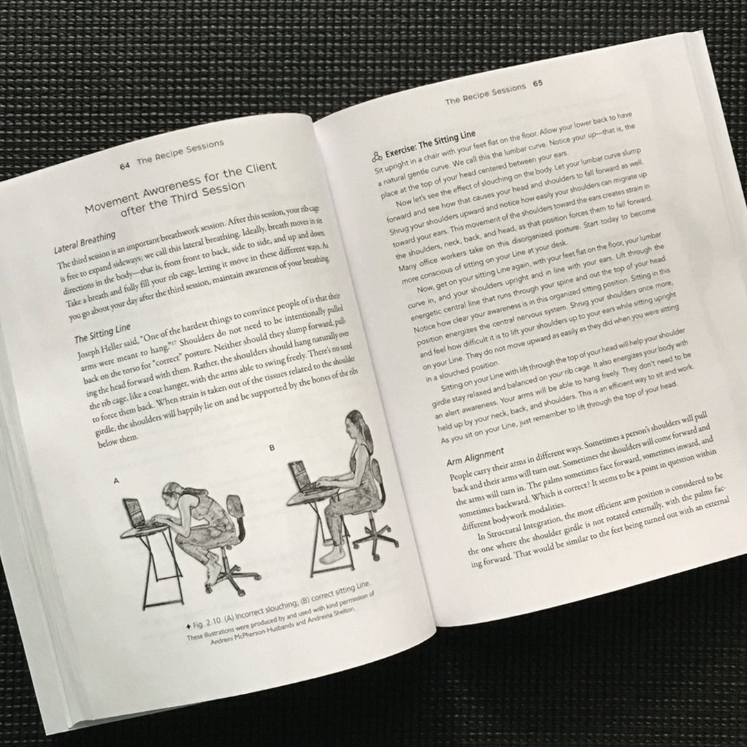 InnerTraditions's tweet image. A handbook for practitioners and laypeople 📖  
Increase the efficiency of the body, release chronic pain, and improve mental function and energy flow. bit.ly/StructuralInte…
@Jean_Louise_CMT 
#chronicpain #mentalfunction #energyflow #structuralintegrationandenergymedicine