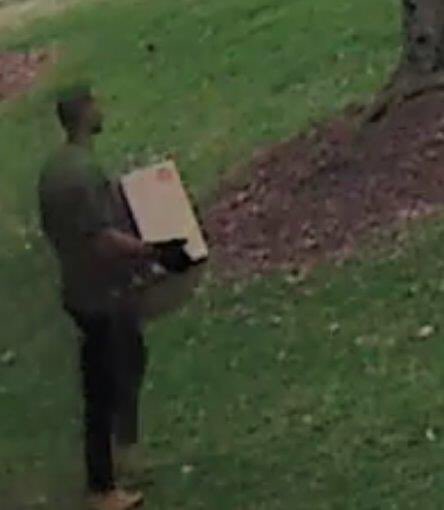 HuntersvillePD's tweet image. HELP IDENTIFYING
This individual was involved in a package theft on Northstone Dr on 1/17/19.  If you recognize him or the vehicle, contact HPD Ofc Walters at 704-464-5400 or North Meck Crime Stoppers at 704-896-7867. #StopPorchPirating #HelpID  #HuntersvillePD #OneTownOneTeam