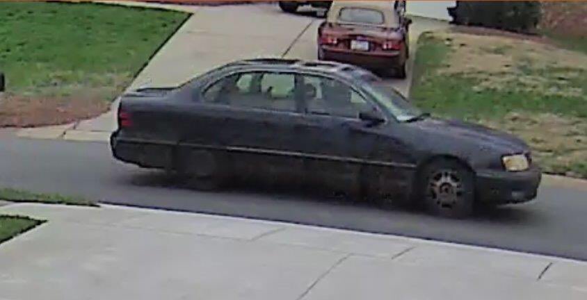 HuntersvillePD's tweet image. HELP IDENTIFYING
This individual was involved in a package theft on Northstone Dr on 1/17/19.  If you recognize him or the vehicle, contact HPD Ofc Walters at 704-464-5400 or North Meck Crime Stoppers at 704-896-7867. #StopPorchPirating #HelpID  #HuntersvillePD #OneTownOneTeam