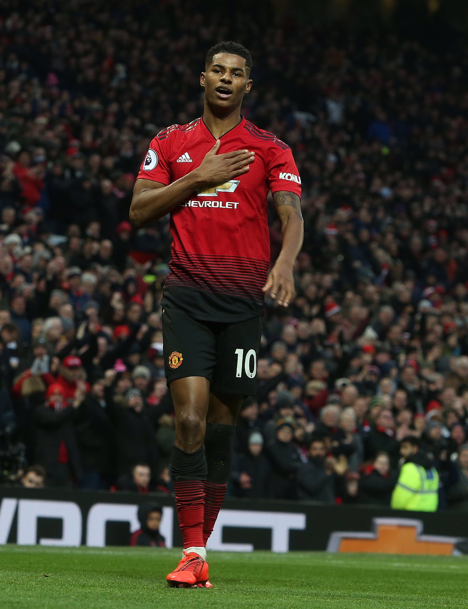 専用【95シリ】immaculate／Marcus Rashford シューズカ s-l400.jpg