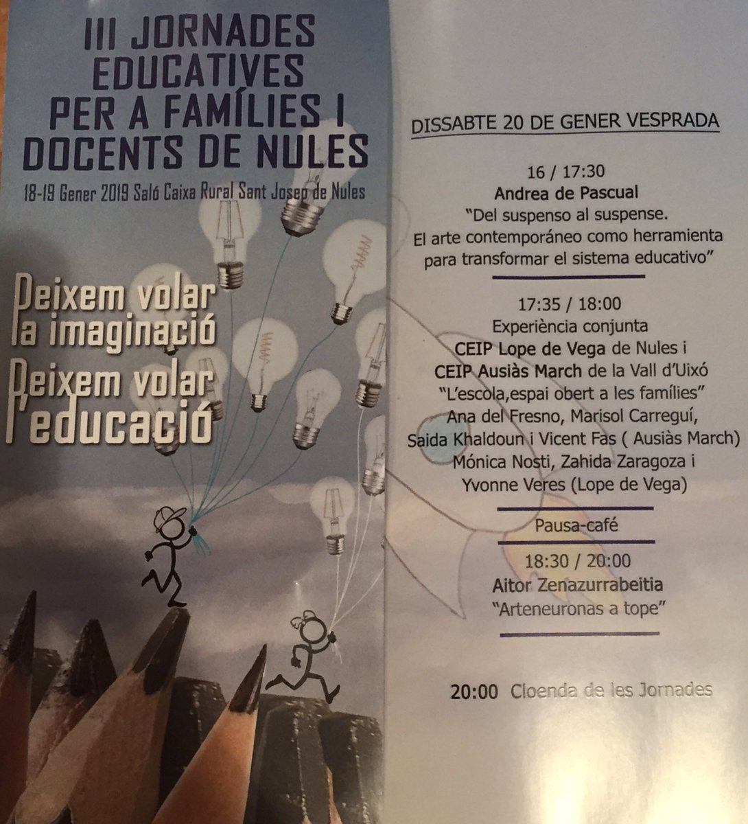 antoninavarro's tweet photo. .@Ceipausiasvall La Vall d'Uixó @ana_fresn i companys #MarisolCarreguí, mares/pares del centre  #SaidaKhaldoun #VicentFas expliquen el projecte d’innovació L’escola, espai obert a les famílies #lavallinnova a III Jornades educatives per a famílies i docents  #CsCEFIRE #NulesEduca https://t.co/qjaM8gzBm8