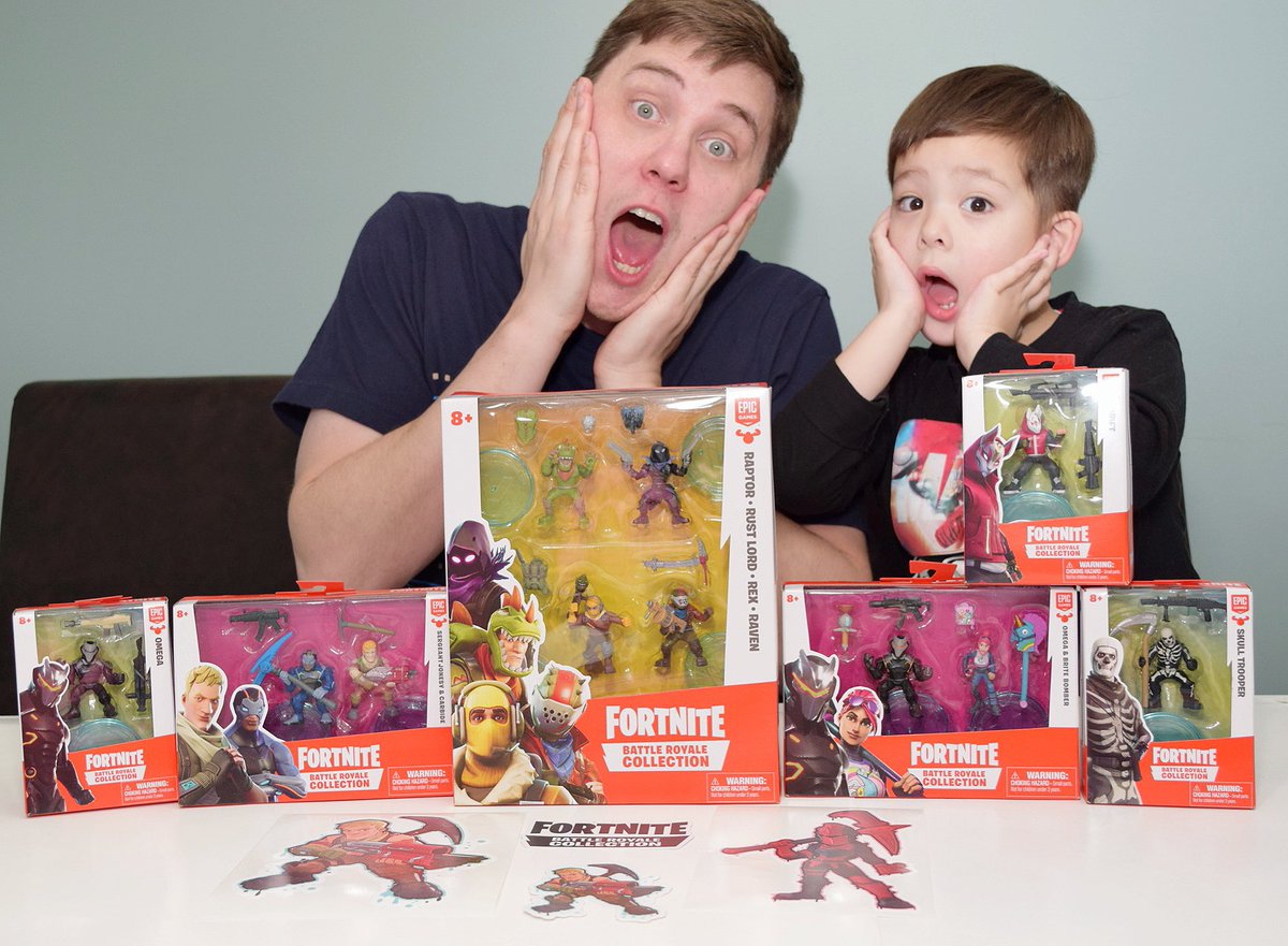 daddy_kingdom's tweet photo. Squad up! Join us to play with these awesome Fortnite Battle Royale collection figures! @Moose_Toys @FortniteGame 
Watch the Unboxing video on YouTube:👇🏻👇🏻👇🏻👇🏻👇🏻👇🏻
https://t.co/VV4qXAMnLl
#moosefigs #fortnite #moosetoys #fortnitebattleroyale #battleroyalecollection #fortniteirl https://t.co/aL5TroTZjP