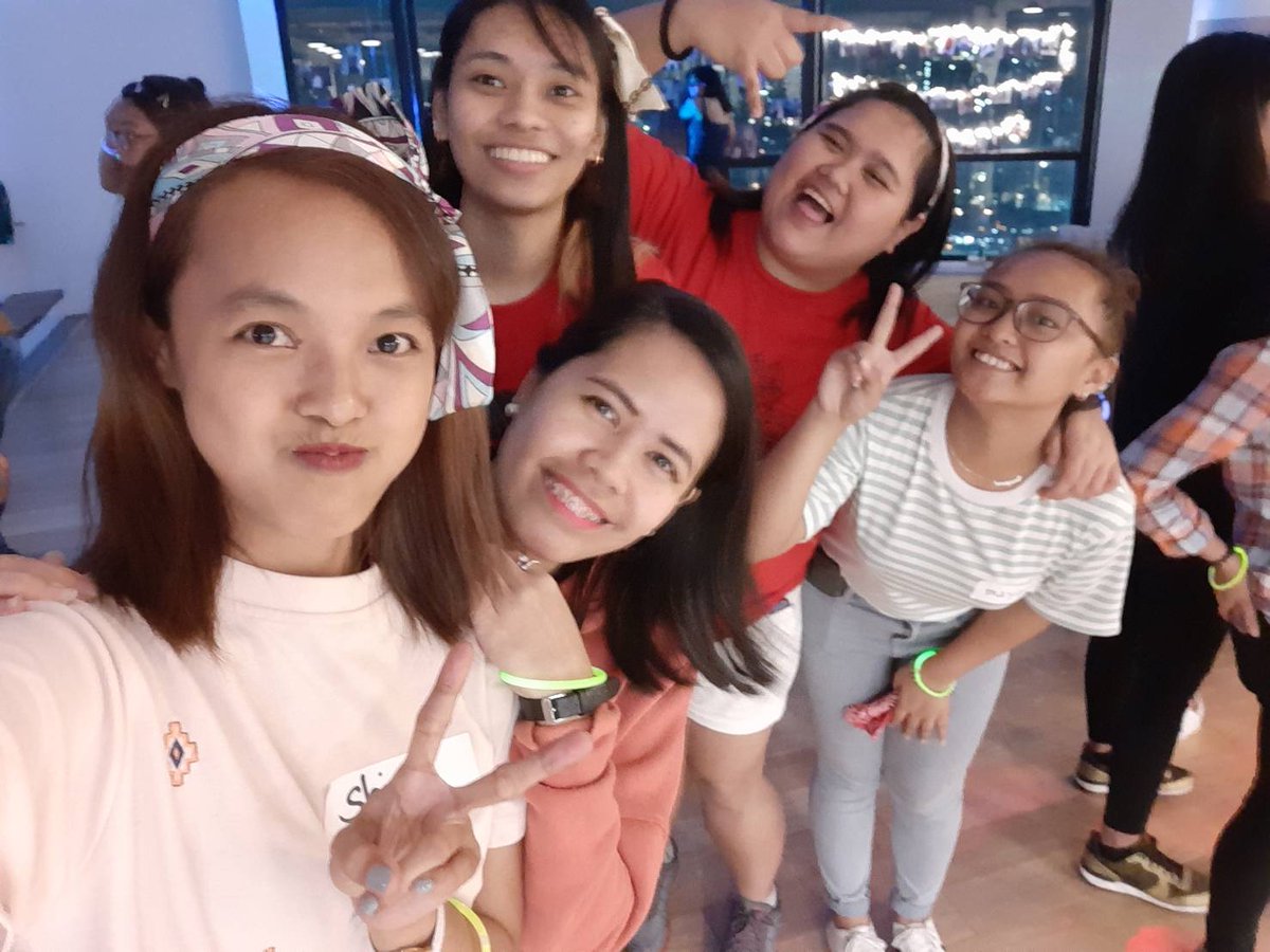Nanishlybydysh's tweet photo. Had fun at @DK23RD 💕 I'm always excited to meet new friends and make good memories (aside from merch/GAs) See you again on Feb 3! 😊

#DK23RD https://t.co/CeNzmS9VbD