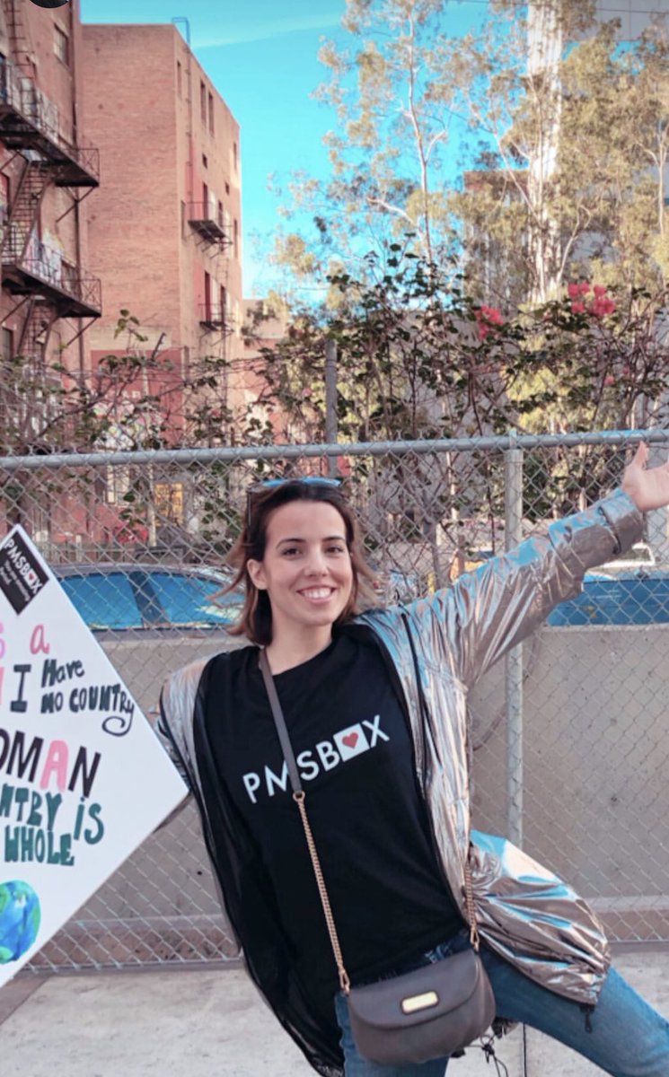 pmsboxco's tweet photo. Join us NOW for the #WomensMarchLA. Beautiful vibe, beautiful people, beautiful weather! #WomenAreAmazing https://t.co/ExgnOzly6h