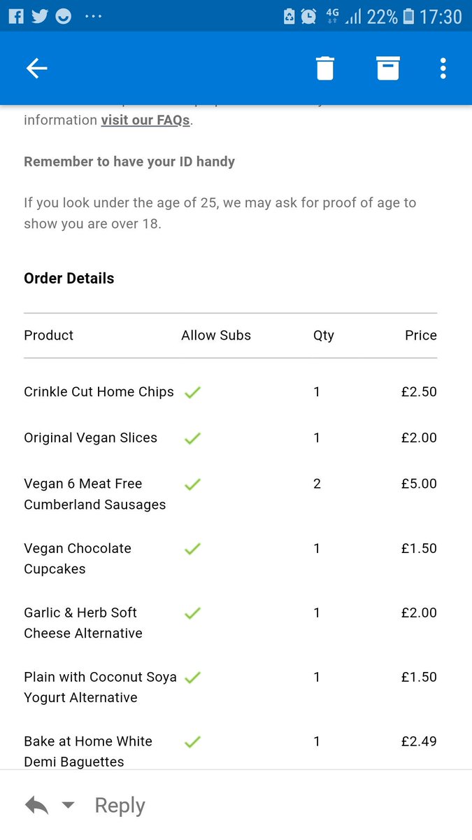 lydiacarney2's tweet photo. When your @asda delivery swaps vegan cupcakes for non vegan ones and you don't notice until after eating them. Glad I didn't have an allergy and DIE. #veganproblems https://t.co/9Y6LjTTw4w