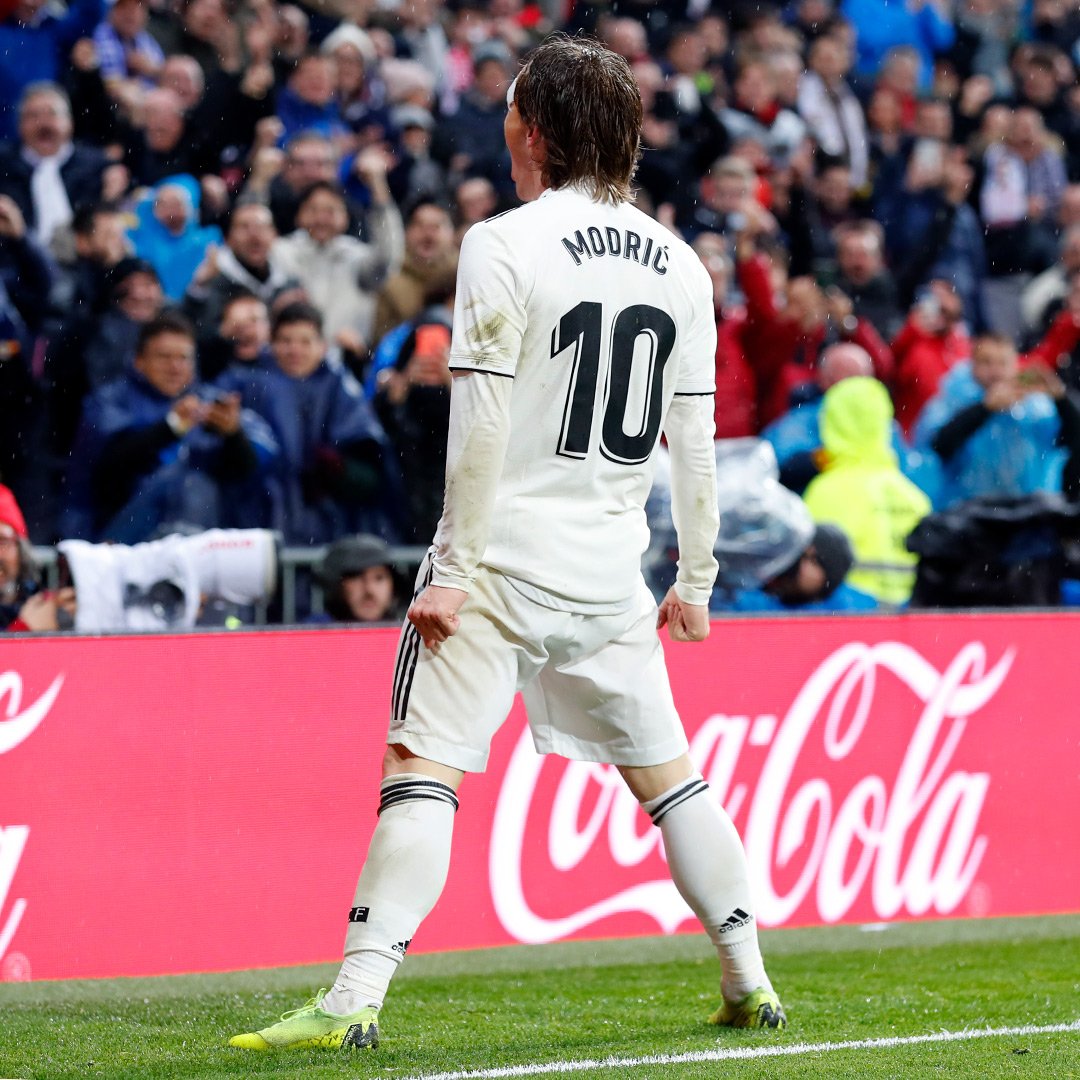 🎵 Luuuuka, Luuuuka, Modric! 🎵
⚽🙌 <a href="/lukamodric10/">Luka Modrić</a>