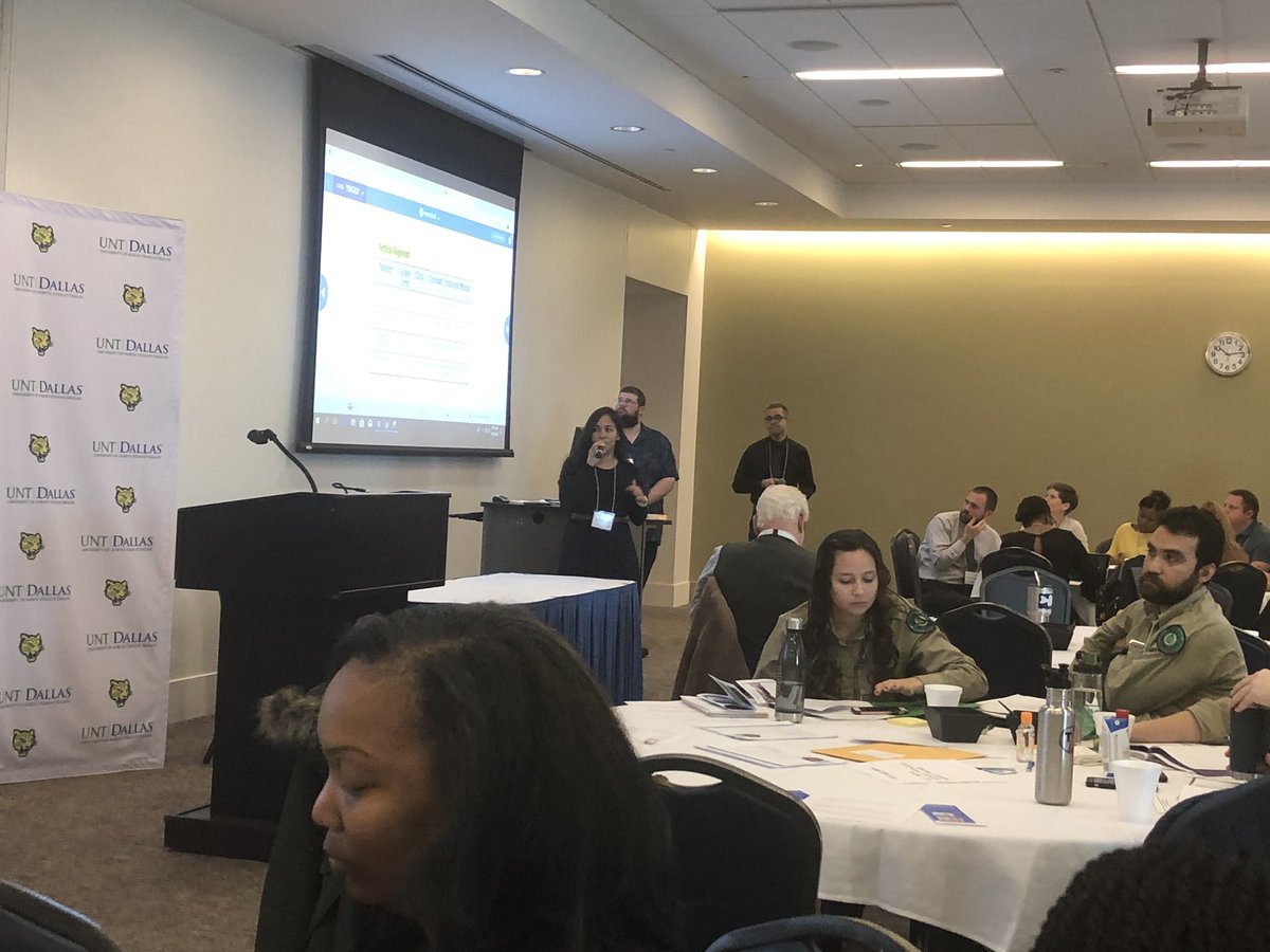 Carrie Daniels tweet media