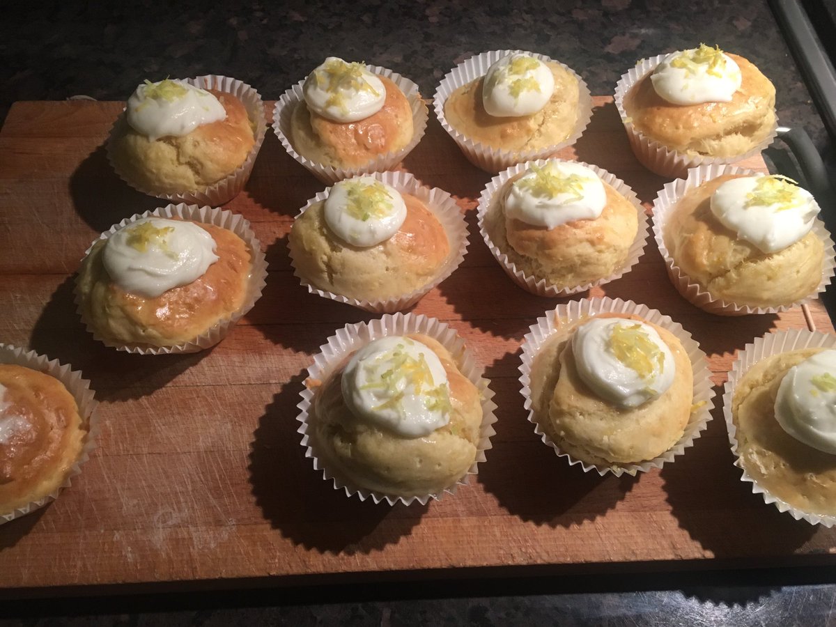 Lemon drizzle for patient flow team tomorrow! #winter resilience #going to be a good day! ⁦<a href="/NKenny17/">Nichola Kenny</a>⁩ ⁦<a href="/milliedew66/">allison</a>⁩ ⁦@janiemthomp⁩ <a href="/debbieb30381958/">debbie bell</a>