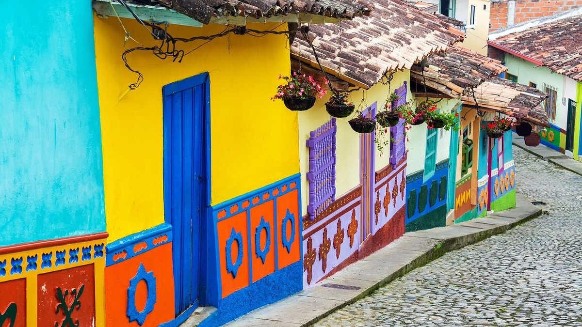 TodayTourism01's tweet photo. The Marvelous Bogotá - A Treat To Visit #Bogota #Colombia https://t.co/rUQmcReoVo https://t.co/hjg3j9h7w1
