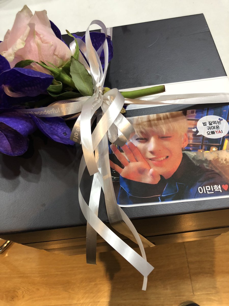 btob2mh's tweet photo. 서포트 매번 정말 감사드려요❤️
주간아 촬영 때랑 쇼챔 때는 너무 바빠서 인증 사진을 못찍었지만 맛있게 잘 먹었습니다!! 스태프분들까지 전부 잘 먹었어요!!!
마음만 보내주셔도 제가 배부른데 어후🙊 https://t.co/udV681OG8w
