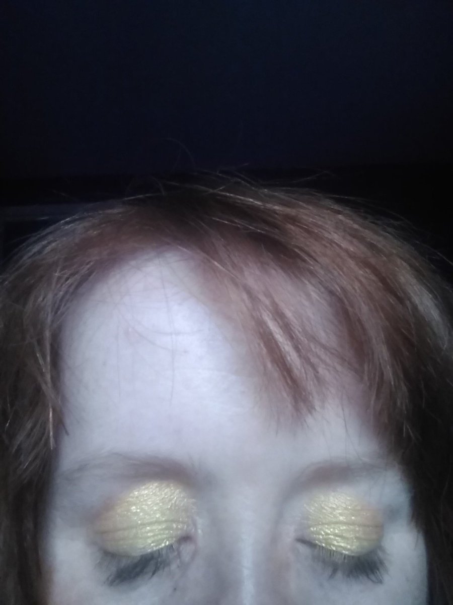 An eye look using a eyeshadow I got from Amazon and Amazon makeup! (blog post)  sarahjbmakeup.blogspot.com/2019/01/an-eye…

 @Bloggeration_ @TheBloggerGals #makeupaddict #bloggerstribe #bloggershare #teacupclub @LovingBlogs #bblogger #bbloggers #beauty 
@RTingbloggers @BBlogRT @theclique_uk