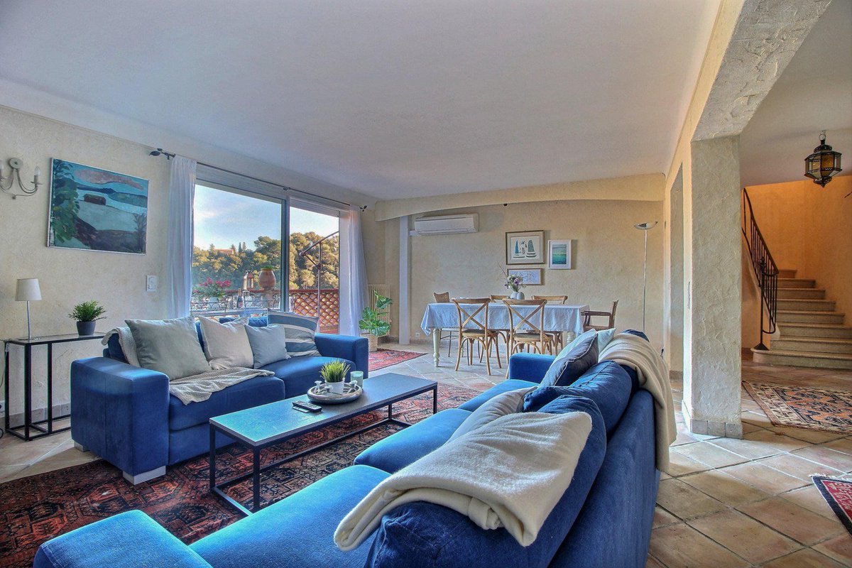 MYFRENCHHOUSE's tweet photo. Something to warm you up today!
A charming village house with terrace in the artistic Biot. Beautiful views of the hills! https://t.co/gMEh3VbG2n #Biot #SouthofFrance #FrenchProperty #MyFrenchHouse #WarmClimate #sunnydays https://t.co/0EQNA1ejAx
