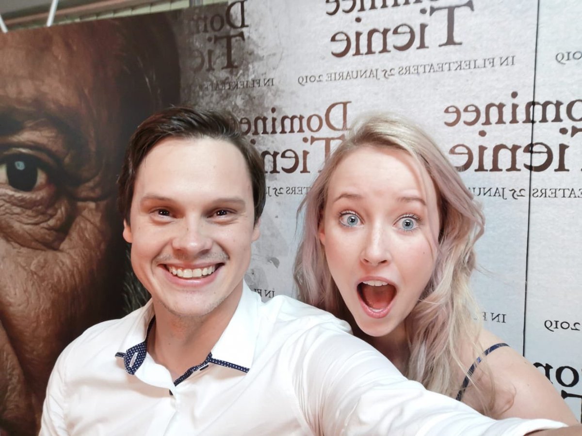 izelbezu's tweet photo. About last night....🎞
Attending the premiere of Dominee Tienie! What an incredible privilege being part of this film!!! Dominee Tienie will be in cinemas nationwide on 25 January. Make sure you don’t miss it! This is a film for the whole family. 🎞
#actress #premiere https://t.co/sBtiAsXJfU