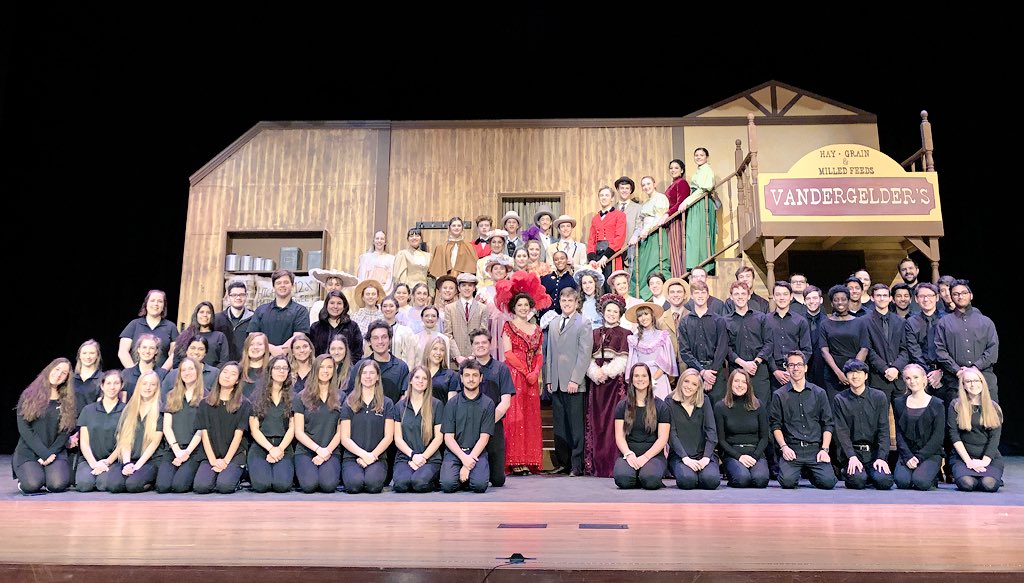 WakelandTheatre's tweet image. Two more chances to see “Hello, Dolly!” Come support these phenomenally talented performers, musicians and technicians! Tonight at 7 &amp;amp; tomorrow at 2! @friscoisd @WakelandHS @friscofinearts @CityOfFriscoTx #dsmhsmta19 #FISDFineArtsLeads